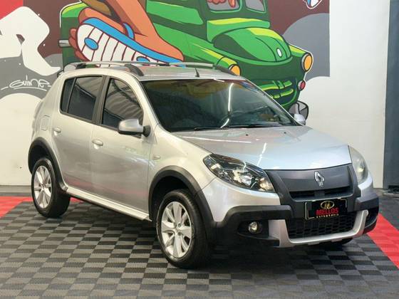 RENAULT SANDERO 1.6 STEPWAY 16V FLEX 4P AUTOMÁTICO
